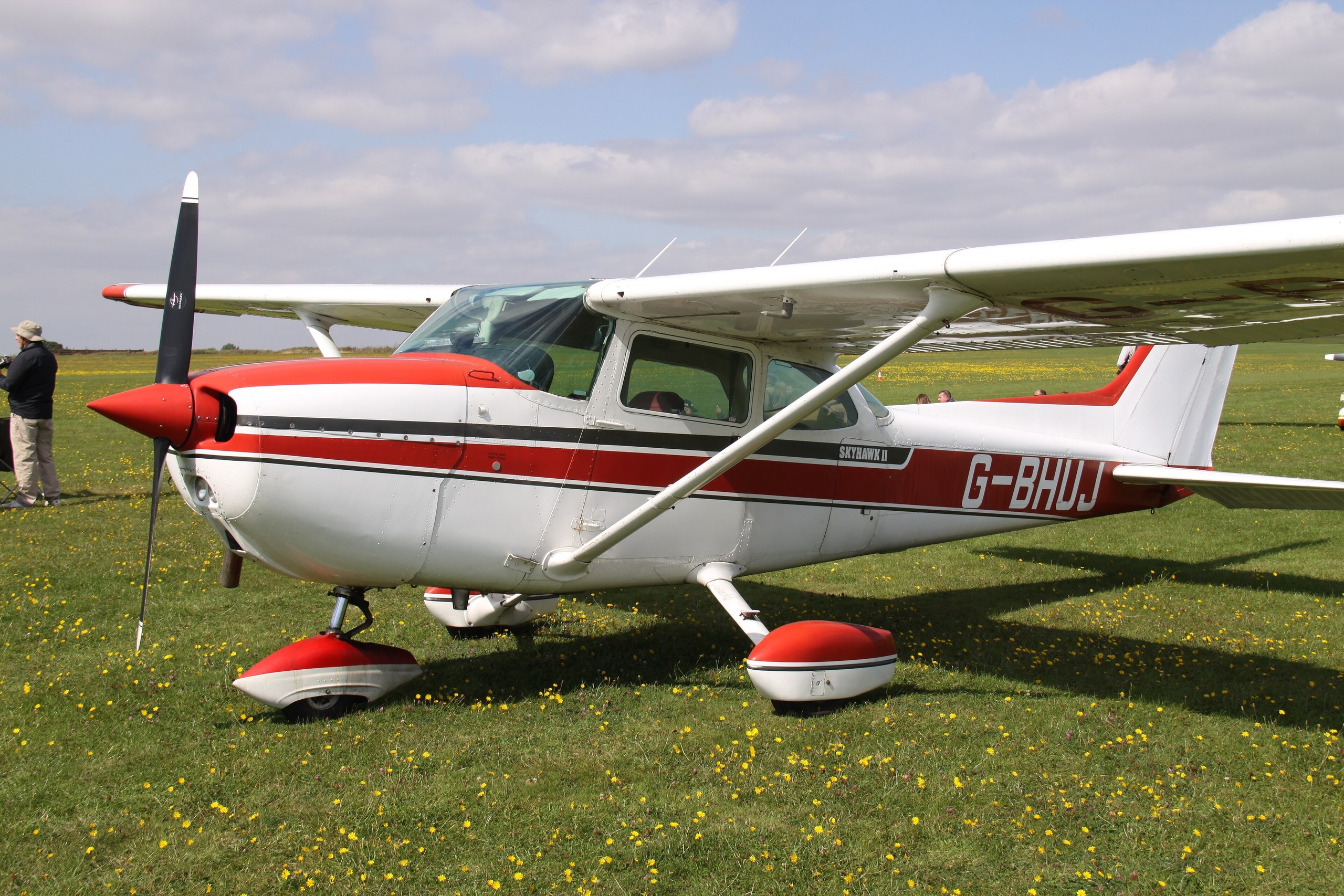 Piston aircraft on a ramp